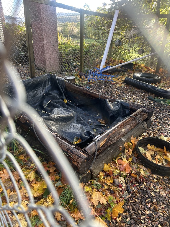 Current dilapidated sandpit