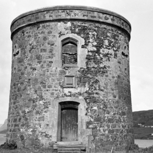 Captain Fraser's Tower in Uig