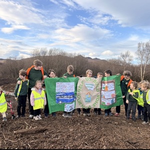 Kilchoan Primary School create banner to support Shop project